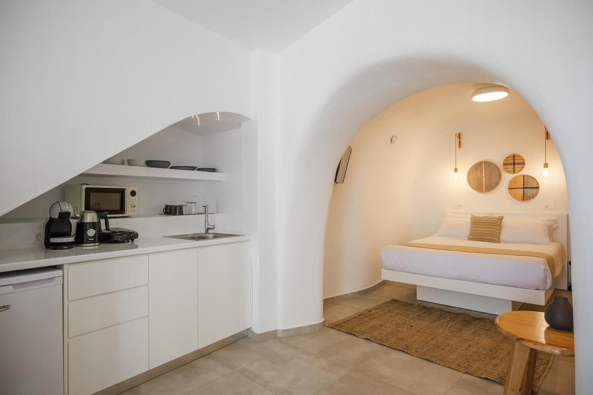 Valery Suites Тира Экстерьер фото