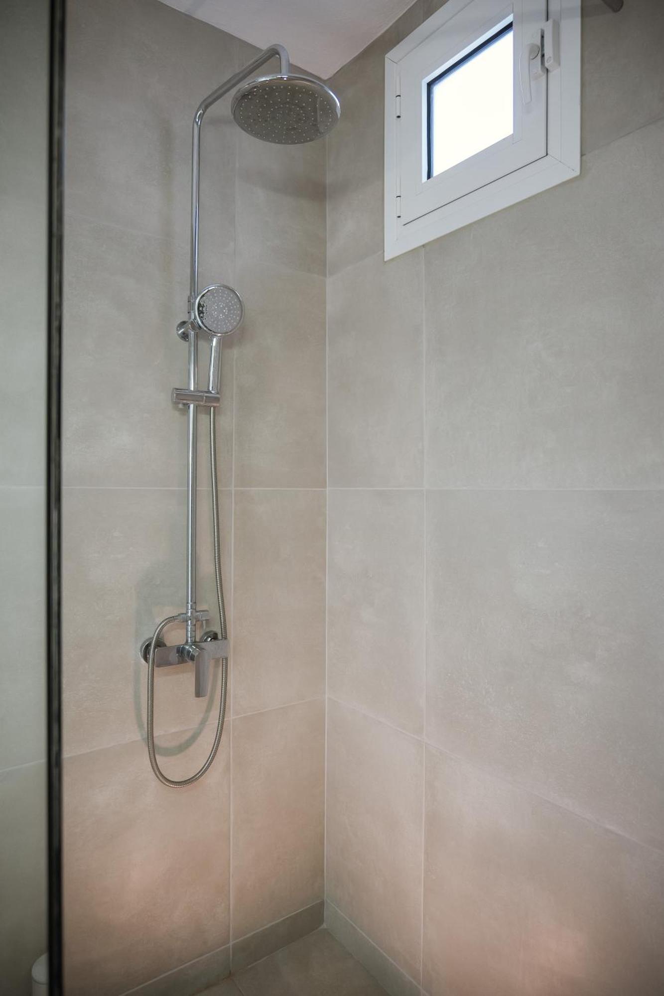 Valery Suites Тира Экстерьер фото